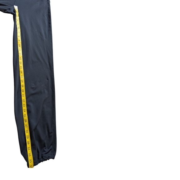 Lululemon Relaxed Fit Pant Women's 10 Black Athleisure High/Low Rise Rel: 12/15 - Picture 15 of 15